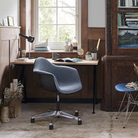 Eames Plastic Armchair PACC