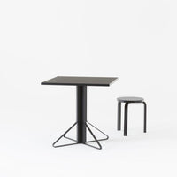 Table Kaari carrée