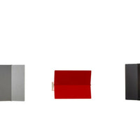 Applique à volet pivotant plié