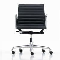 Chair EA 117