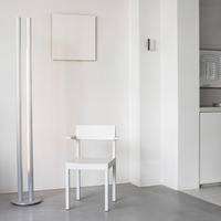 Silent chair with armrests