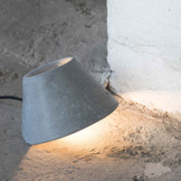 Eaunophe Outdoor Lamp