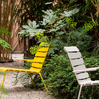 Aligned Outdoor Lounge Chair