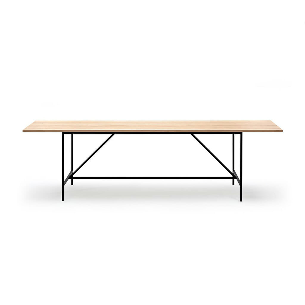 Cache dining table