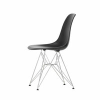 Eames Plastic Side chair DSR