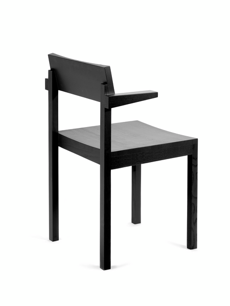 Silent chair with armrests