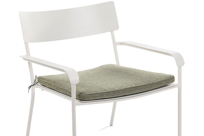 Chaise basse August