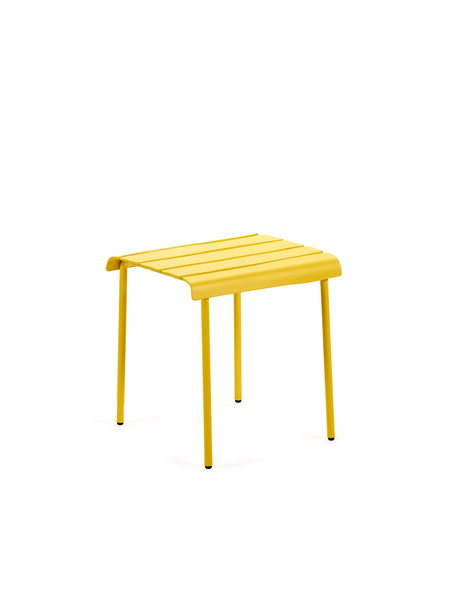 Aligned outdoor stool
